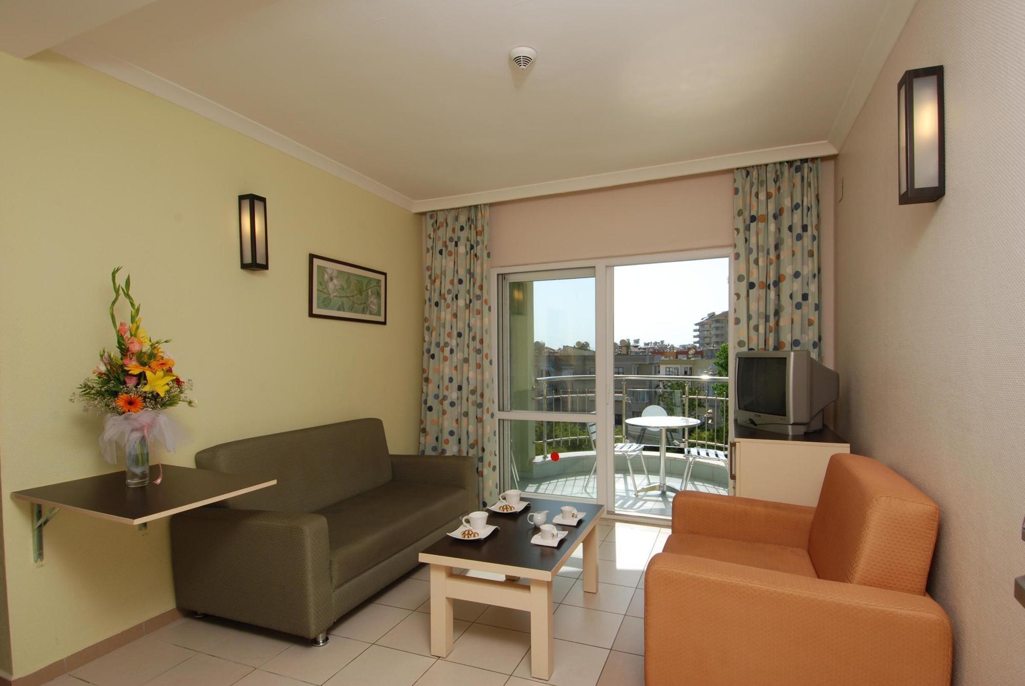 אלאניה Okan Tower Apart Hotel מראה חיצוני תמונה